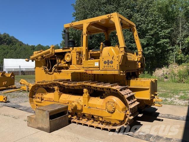 Komatsu D155-A Buldožeri gusjeničari