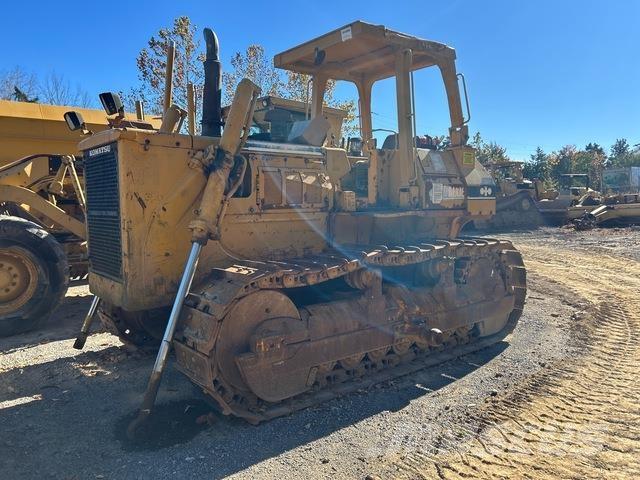 Komatsu D68E-1 Buldožeri gusjeničari