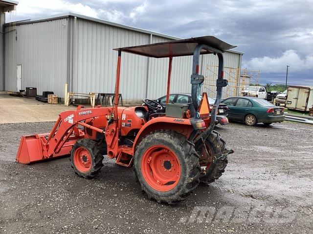 Kubota L2501DT Kompaktni (mali) traktori