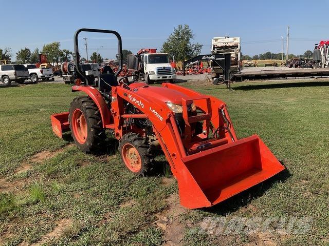 Kubota L2501DT Kompaktni (mali) traktori