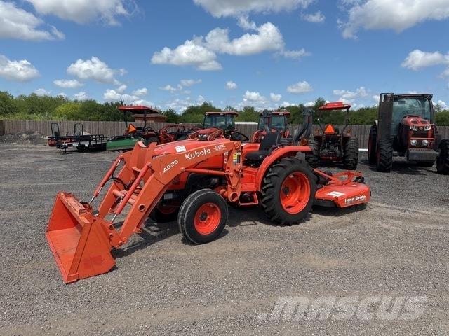 Kubota L2501F Kompaktni (mali) traktori