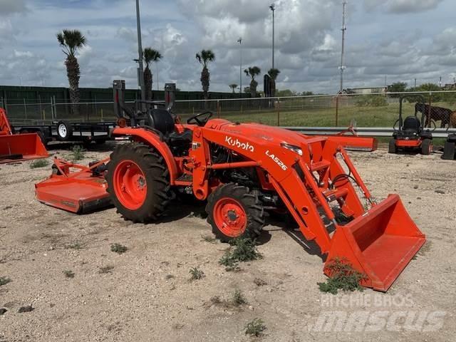 Kubota L3302DT Kompaktni (mali) traktori
