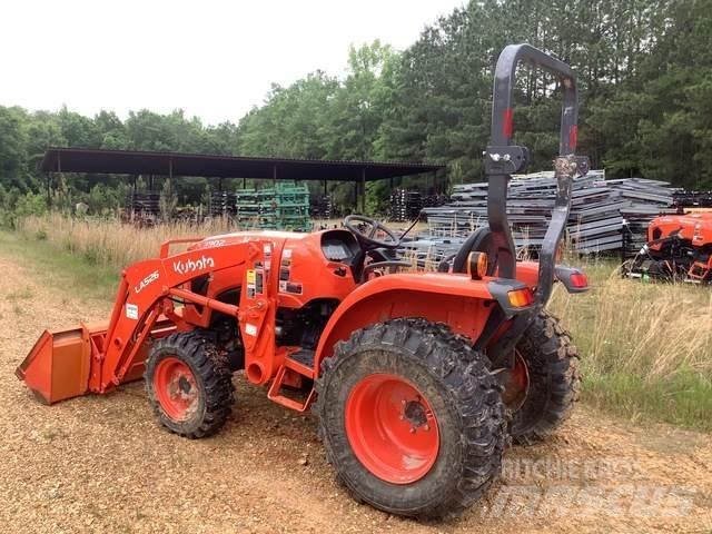 Kubota L3902DT Kompaktni (mali) traktori