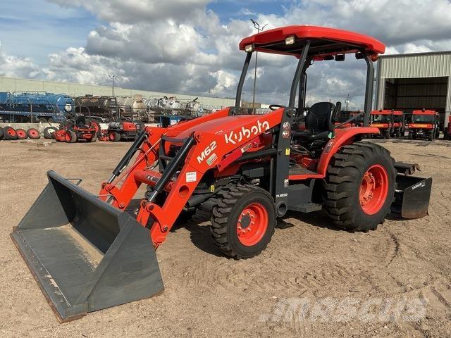 Kubota M62 Prednji utovarivači i bageri