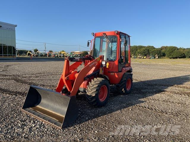 Kubota R530E Utovarivači na kotačima