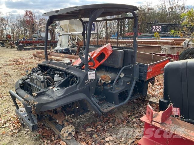 Kubota RTV-900 Pomoćni strojevi