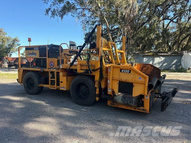 LeeBoy 4130 Dodatna oprema za asfaltne strojeve