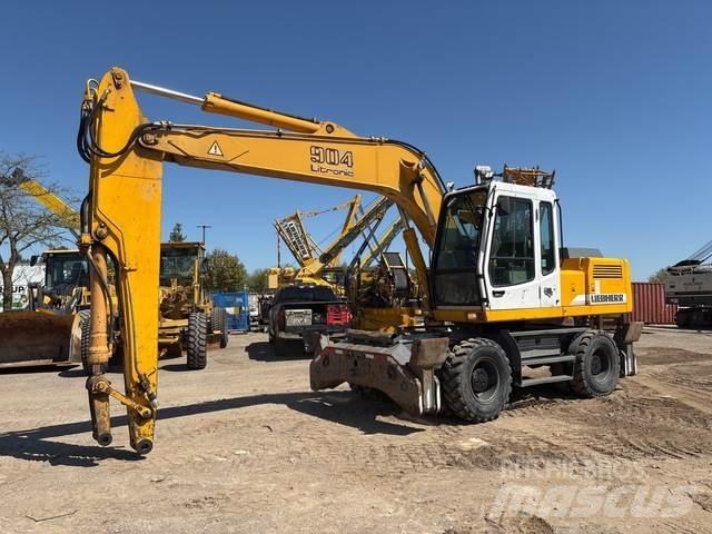 Liebherr A904 Bageri na kotačima