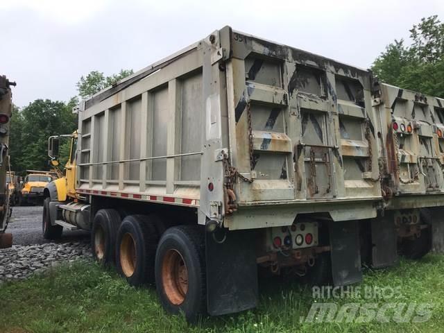 Mack 700 Sniježne daske i  plugovi
