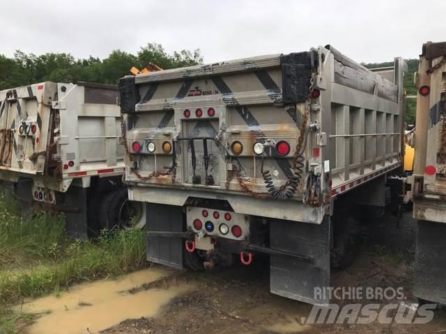 Mack 700 Sniježne daske i  plugovi