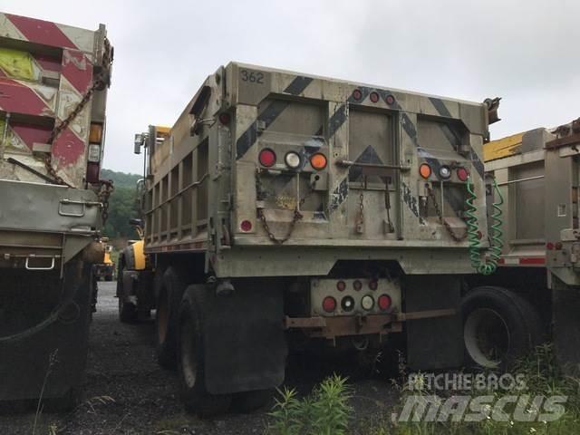Mack 700 Sniježne daske i  plugovi