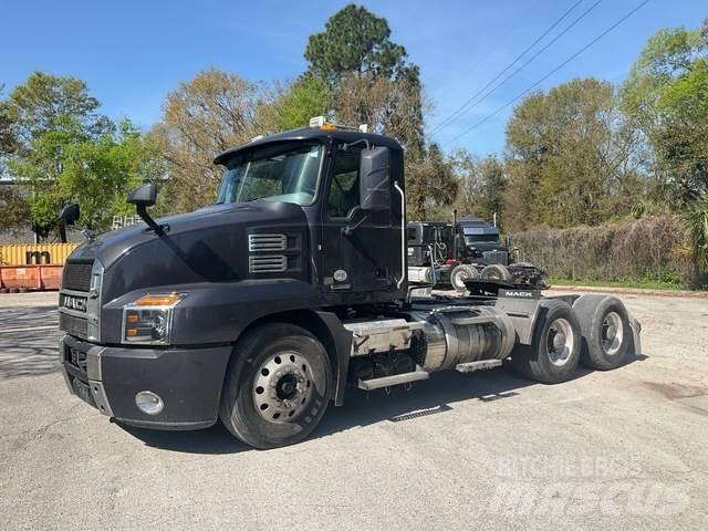 Mack AN64T Traktorske jedinice