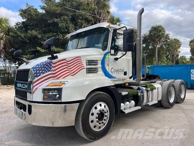 Mack AN64T Traktorske jedinice