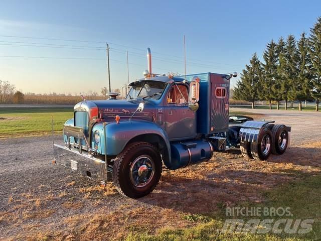 Mack B-61 Traktorske jedinice