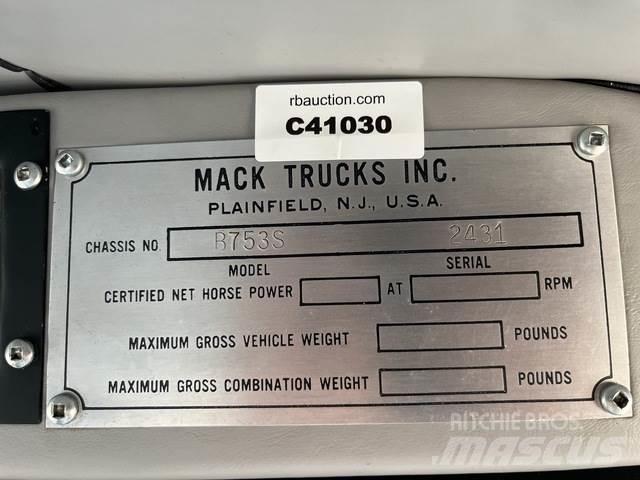 Mack B75 Traktorske jedinice