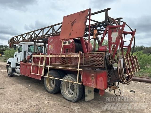 Mack CH613 Građevinarstvo – ostalo