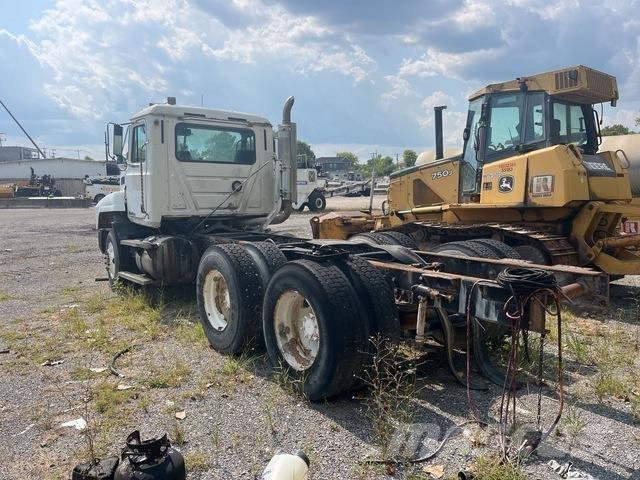 Mack CH613 Traktorske jedinice