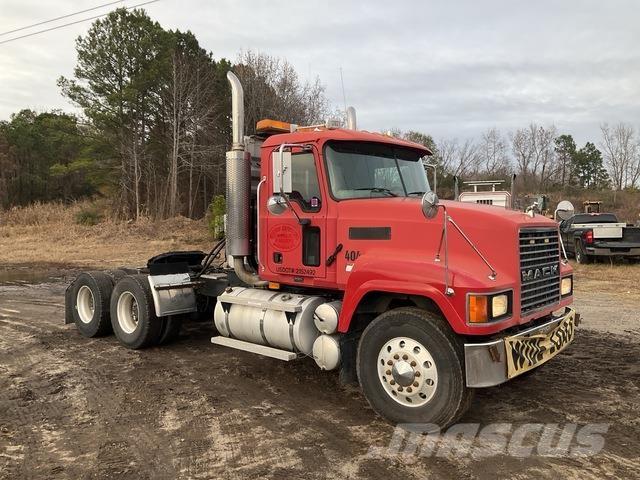Mack CH613 Traktorske jedinice