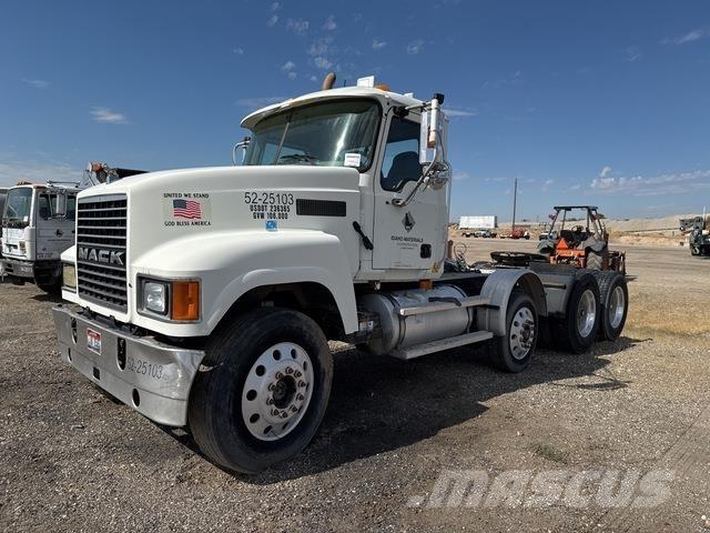 Mack CHN613 Traktorske jedinice
