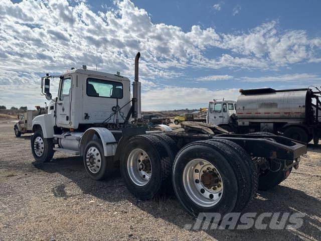 Mack CHN613 Traktorske jedinice