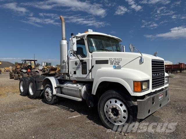 Mack CHN613 Traktorske jedinice
