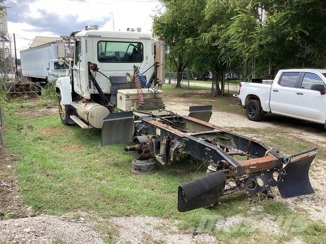 Mack CHN613 Kabine i unutrašnjost