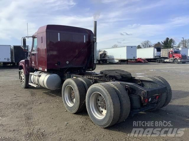 Mack CHU613 Traktorske jedinice