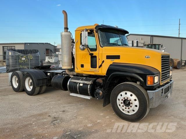 Mack CHU613 Traktorske jedinice