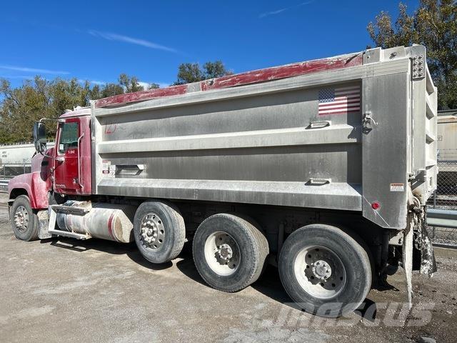 Mack CHU613 Kiper kamioni