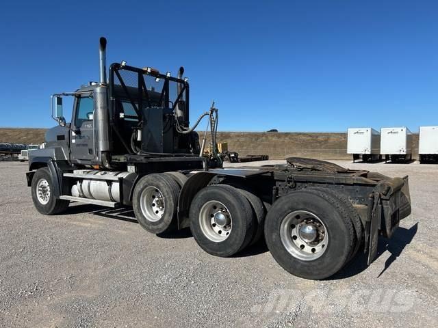 Mack CL713 Traktorske jedinice