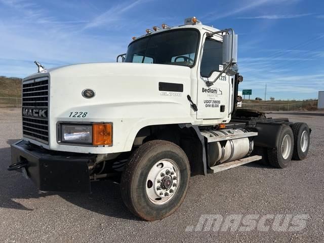 Mack CL733 Traktorske jedinice