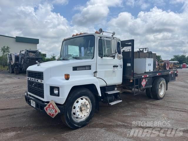 Mack CS200P Građevinarstvo – ostalo