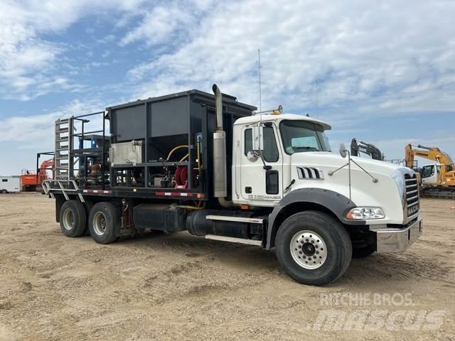 Mack CTR713B Građevinarstvo – ostalo