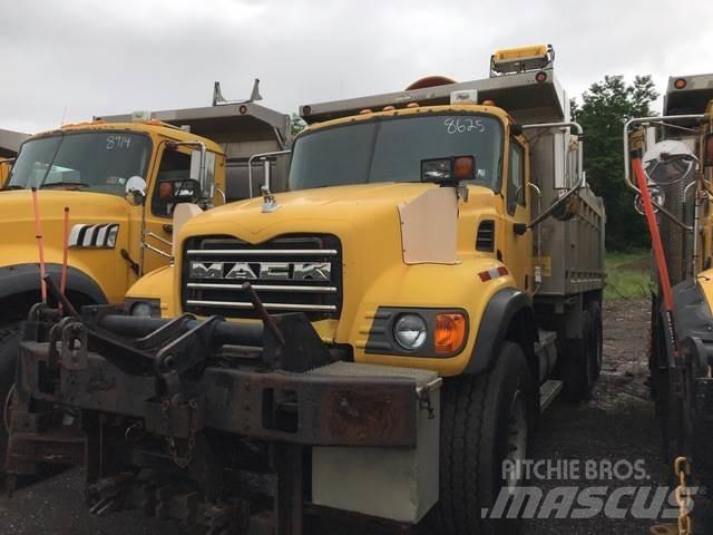 Mack CV700 Sniježne daske i  plugovi
