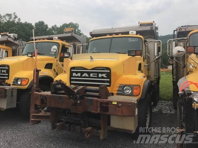 Mack CV700 Sniježne daske i  plugovi