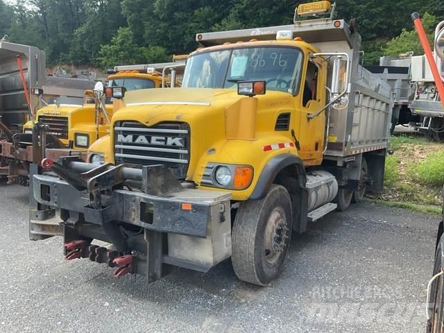 Mack CV700 Sniježne daske i  plugovi