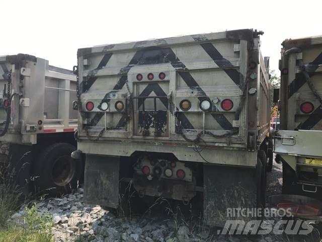 Mack CV700 Sniježne daske i  plugovi
