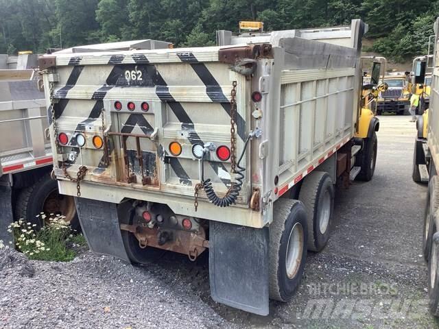 Mack CV700 Sniježne daske i  plugovi