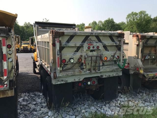Mack CV700 Sniježne daske i  plugovi