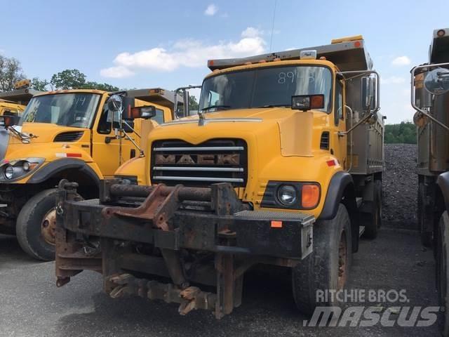 Mack CV700 Sniježne daske i  plugovi