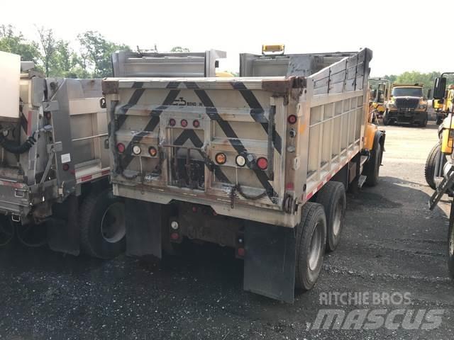 Mack CV700 Kiper kamioni