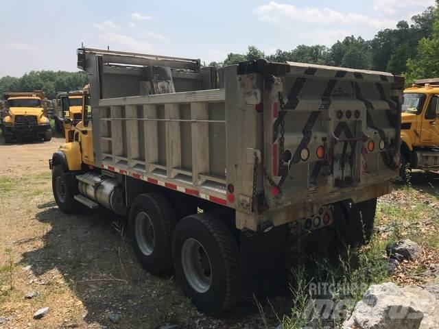Mack CV700 Sniježne daske i  plugovi
