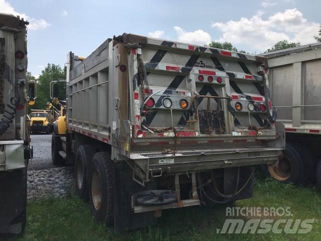 Mack CV700 Sniježne daske i  plugovi