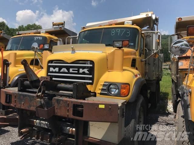 Mack CV700 Sniježne daske i  plugovi