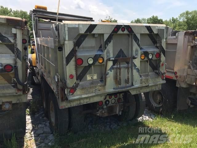 Mack CV700 Sniježne daske i  plugovi