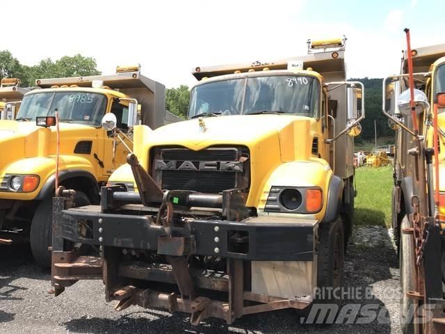 Mack CV700 Sniježne daske i  plugovi