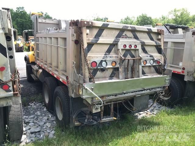 Mack CV700 Sniježne daske i  plugovi