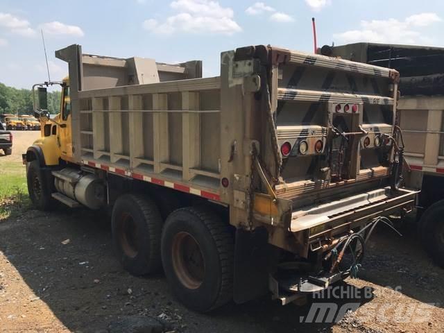 Mack CV700 Sniježne daske i  plugovi