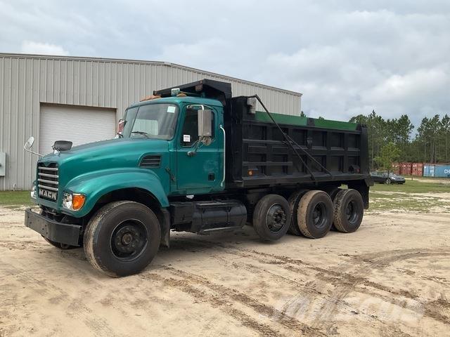 Mack CV700 Kiper kamioni