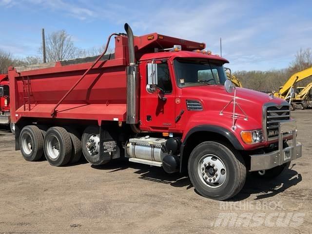 Mack CV713 Kiper kamioni